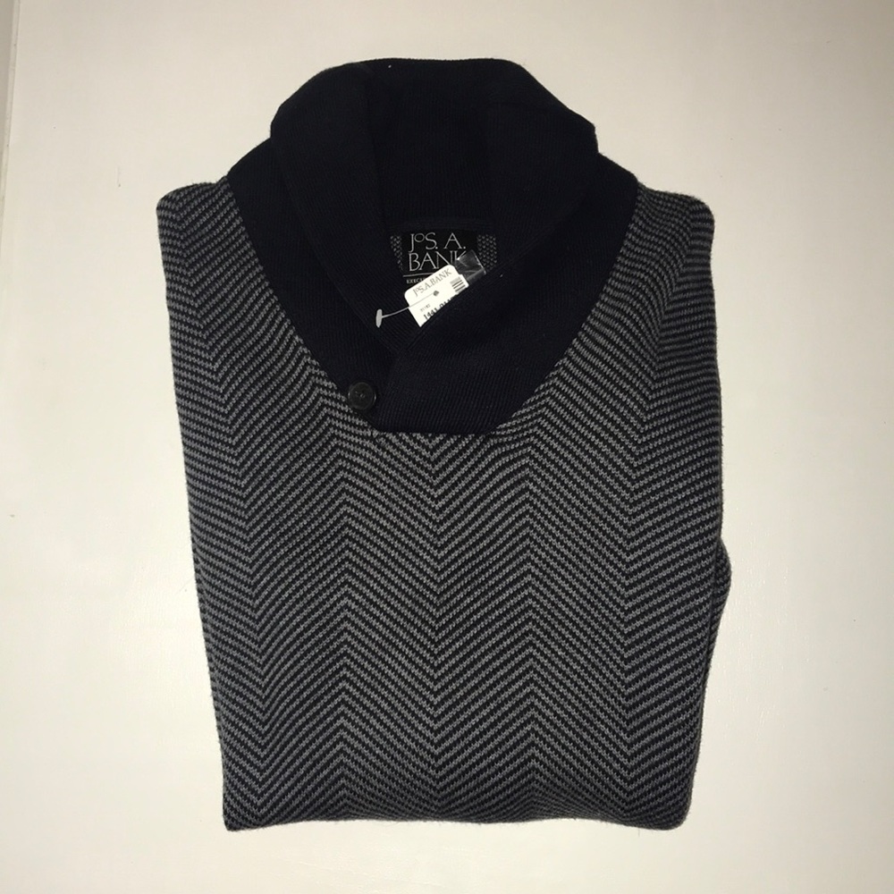 Jos A Bank navy herringbone sweater NWT